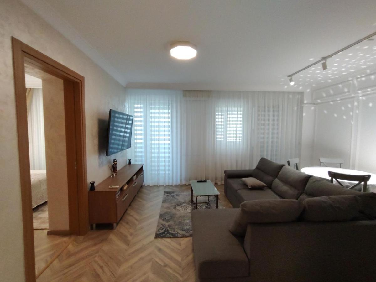 Decebal Premium Confort Craiova Exterior foto